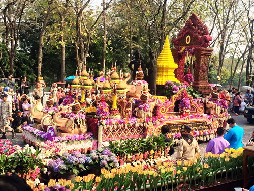 chiang mai flower festival