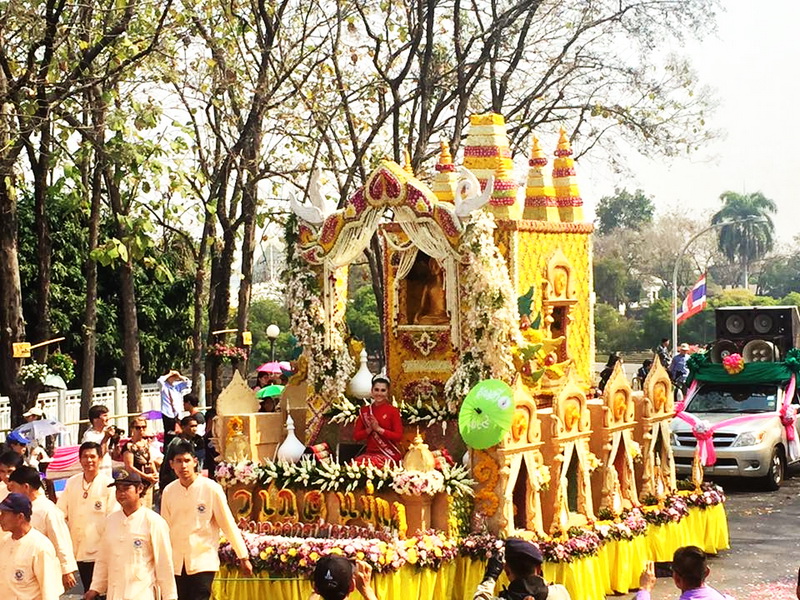 chiang mai flower festival