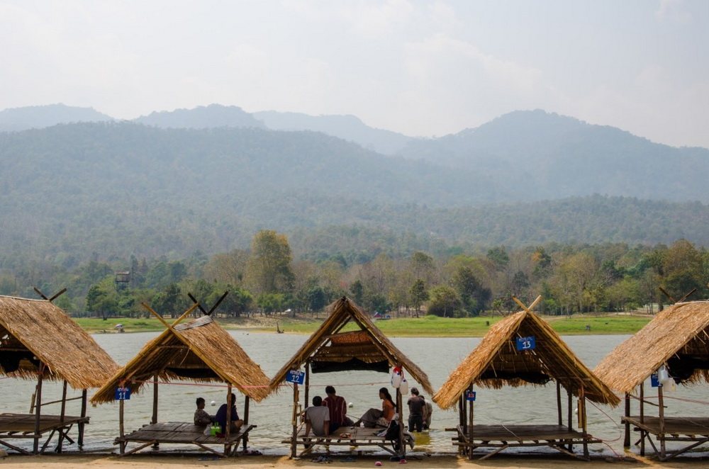 huay tung tao reservoir, chiang mai attractions