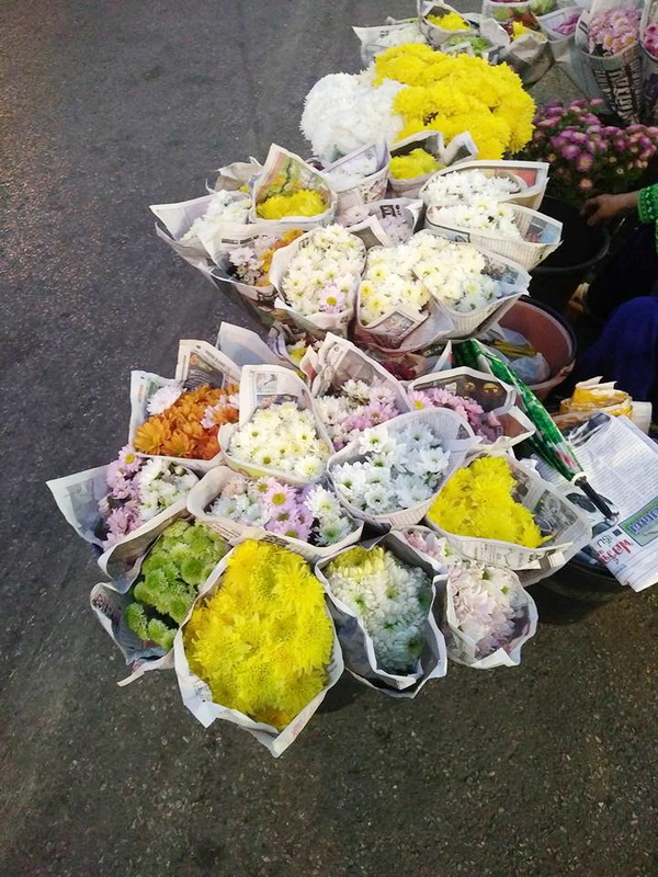 kad luang, warorot market, chiang mai market