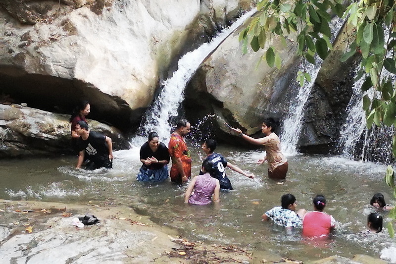 maesa waterfalls, mae sa waterfalls, mae sa waterfall, maesa waterfall, maesa cascade, mae sa cascade