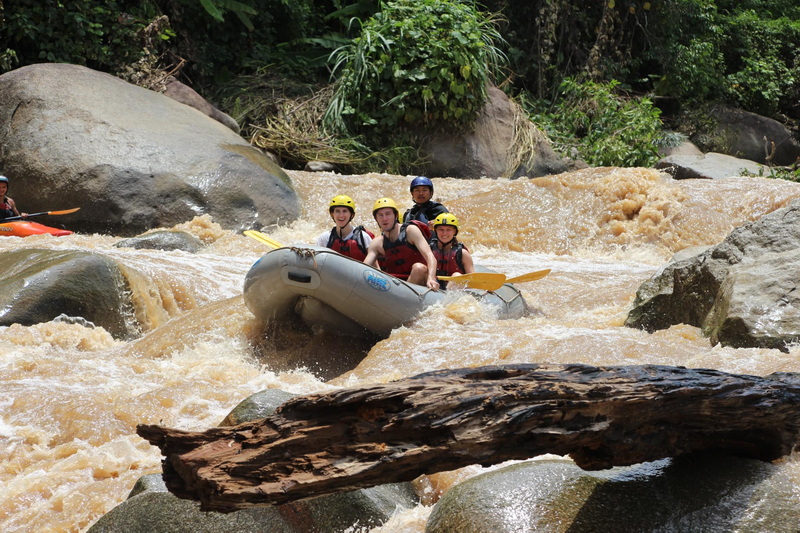 chiang mai white water rafting, chiang mai rubber rafting, chiang mai rubber boat tour, chiang mai rubber boat adventure, chiang mai rafting tour, chiang mai white water rafting adventure