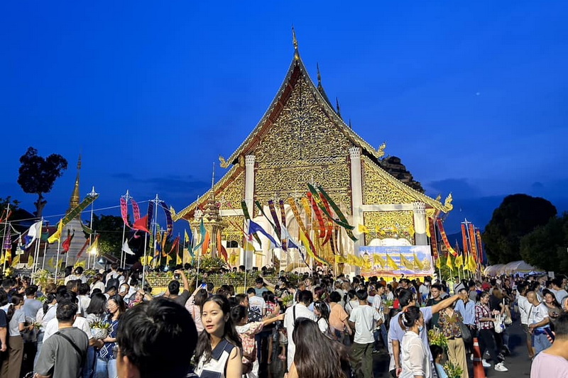 chedi luang temple, wat chedi luang, wat chedi luang worawihan, chedi luang worawihan temple