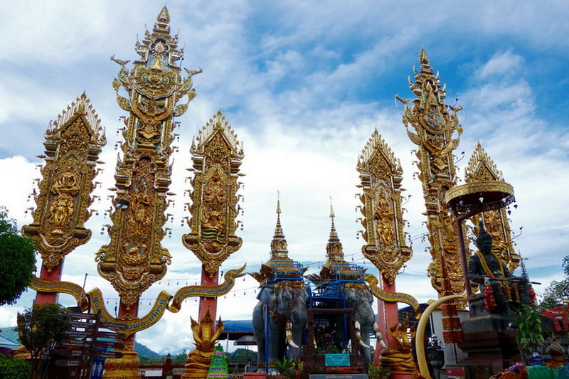 the golden triangle, budget tour chiang rai, chiang rai day tour, chiang rai tour from chiang mai, tour from chiang mai to chiang rai, one day tour chiang rai, day tour chiang rai, chiang rai tours, tour chiang rai golden triangle