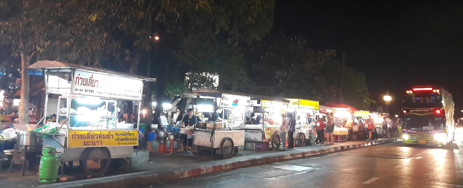 things to do in chiang mai at night, what to do in chiang mai at night, nightlife in chiang mai, best night tours in chiang mai, top things to do in chiang mai at night, must-See night attractions in chiang mai, chiang mai nightlife highlights