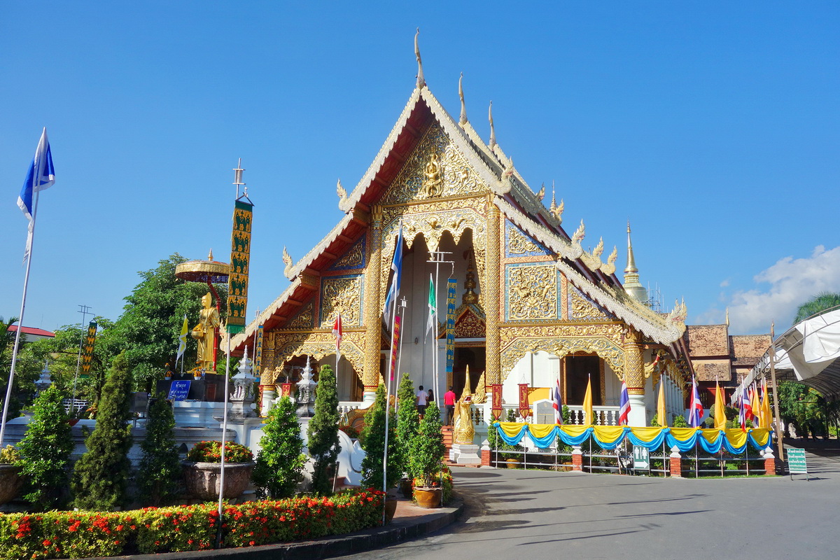 wat phra singh, phra singh temple, wat phra singh woramahawihan, phra singh woramahawihan temple, important temples in chiang mai, chiang mai tourist attractions