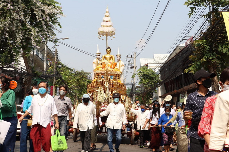 wat phra singh, phra singh temple, wat phra singh woramahawihan, phra singh woramahawihan temple, important temples in chiang mai, chiang mai tourist attractions