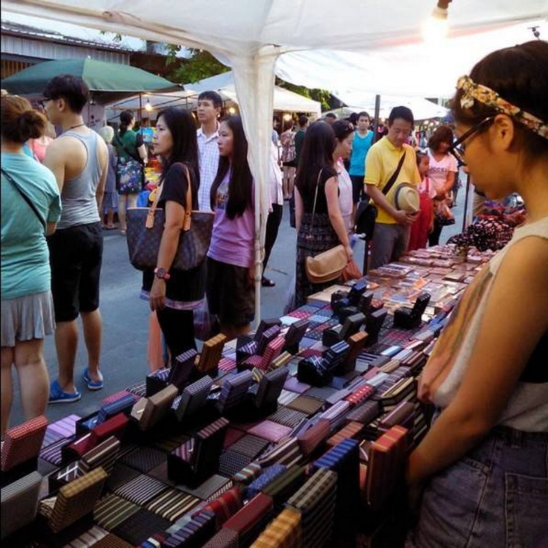 Handmade Stories in Sunday Market Chiang Mai