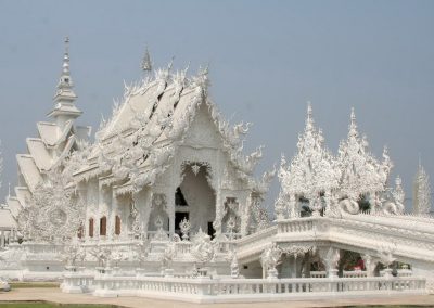 wat rong khun, white temple, budget tour chiang rai, chiang rai day tour, chiang rai tour from chiang mai, tour from chiang mai to chiang rai, one day tour chiang rai, day tour chiang rai, chiang rai tours, tour chiang rai golden triangle