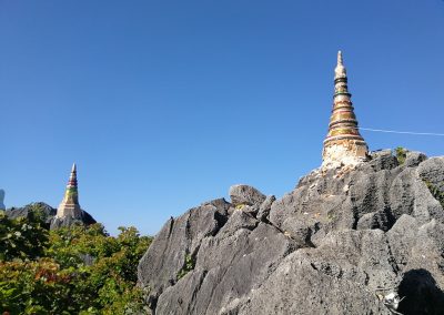 wat chalermprakiat, chalermprakiat temple, mountain temple, wat phraphutthabat sutthawart, phraphutthabat sutthawart temple